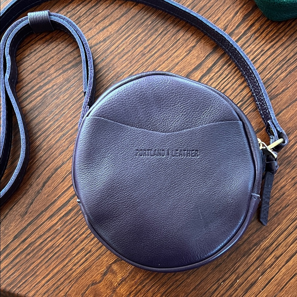 Portland Leather empire small circle